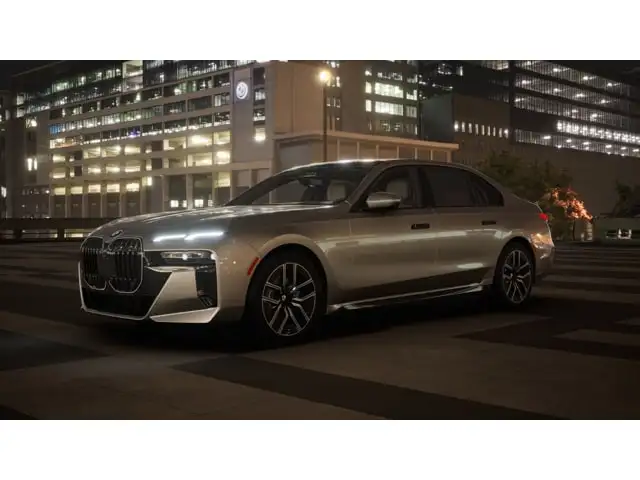 2026 BMW 7 Series 740i xDrive Sedan's photo