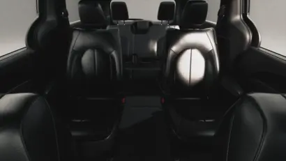 2027 Chrysler Pacifica Select photo 3