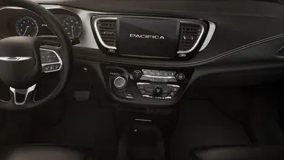 2026 Chrysler Pacifica Select AWD photo 5