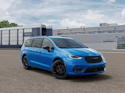 2026 Chrysler Pacifica Select photo 3