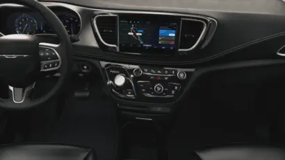 2027 Chrysler Pacifica Select photo 5