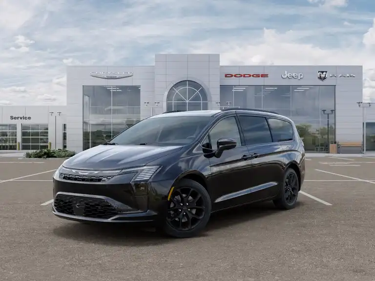 2027 Chrysler Pacifica Limited AWD's photo