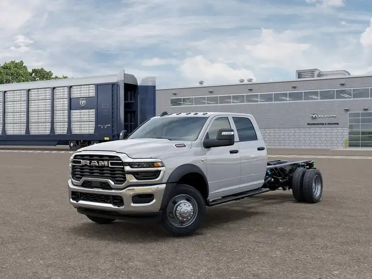 2026 RAM 5500 Big Horn 4X4 Crew Cab DRW 197" WB's photo