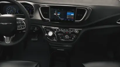 2027 Chrysler Pacifica Select AWD photo 5
