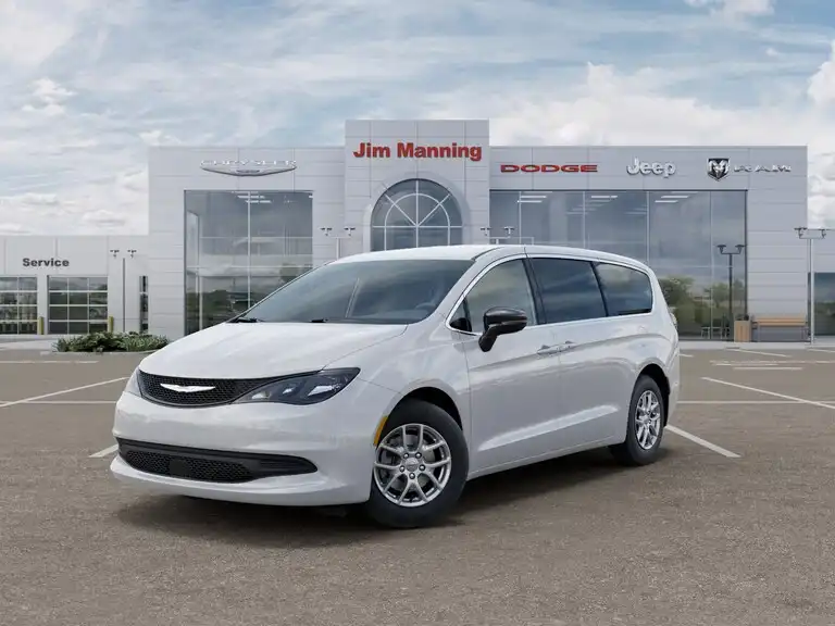2026 Chrysler Voyager LX's photo