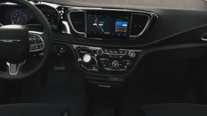 2027 Chrysler Pacifica Select photo 5