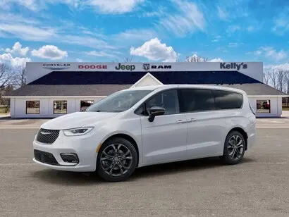 2026 Chrysler Pacifica Select AWD photo 2