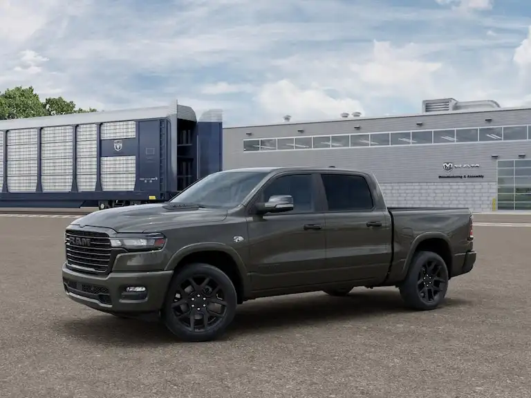 2026 RAM 1500 Laramie 4x4 Crew Cab 5'7's photo