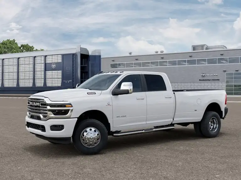 2026 RAM 3500 Laramie 4X4 Crew Cab LWB's photo