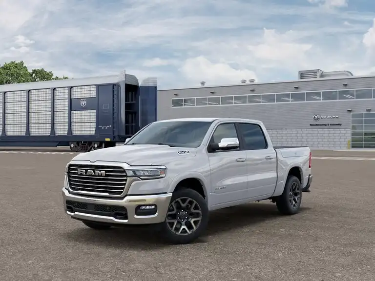 2026 RAM 1500 Laramie 4x4 Crew Cab 5'7's photo