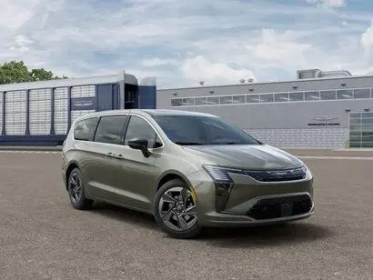 2027 Chrysler Pacifica Limited photo 3