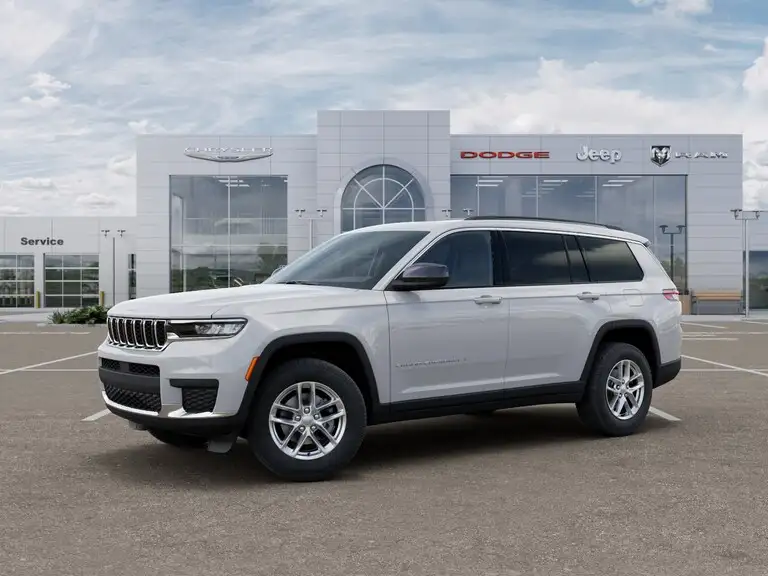 2025 Jeep Grand Cherokee L Laredo X 4x4's photo