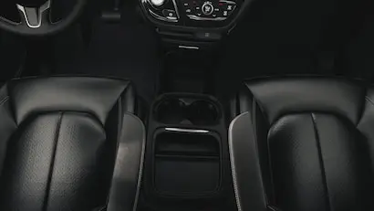 2027 Chrysler Pacifica Select AWD photo 4