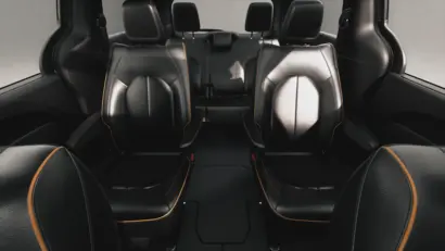 2027 Chrysler Pacifica Limited AWD photo 3