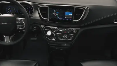 2027 Chrysler Pacifica Select photo 5