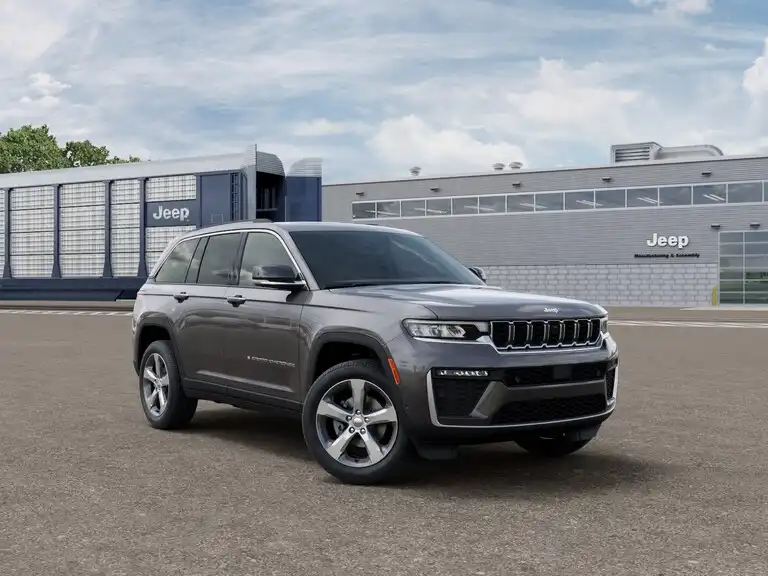 2026 Jeep Grand Cherokee Limited 4x4's photo