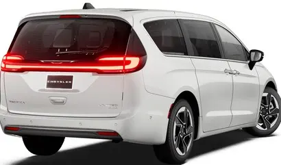 2027 Chrysler Pacifica Limited AWD photo 2