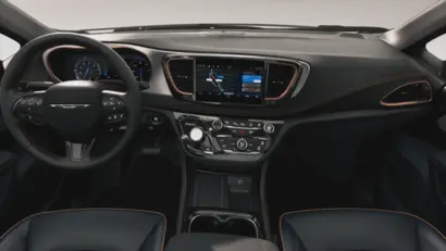 2027 Chrysler Pacifica Pinnacle AWD photo 5