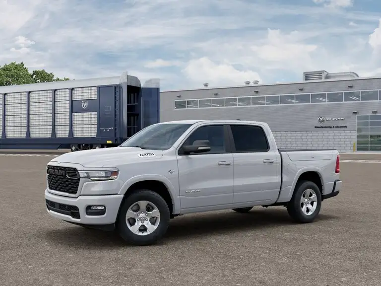 2026 RAM 1500 Big Horn/Lone Star 4x4 Crew Cab 5'7's photo