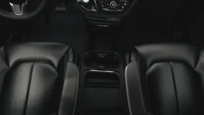 2027 Chrysler Pacifica Select photo 4