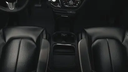 2027 Chrysler Pacifica Select AWD photo 4