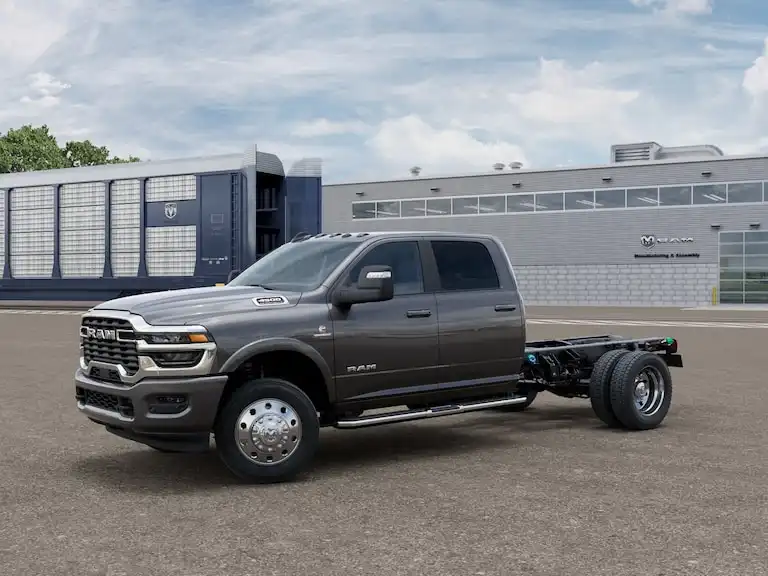 2026 RAM 4500 Big Horn 4X4 Crew Cab DRW 173" WB's photo