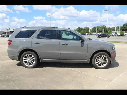 2023 Dodge Durango GT AWD Plus photo 3