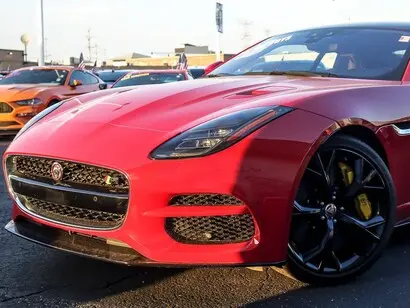 2019 Jaguar F-TYPE R Coupe photo 3