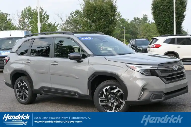 2025 Subaru Forester Limited's photo