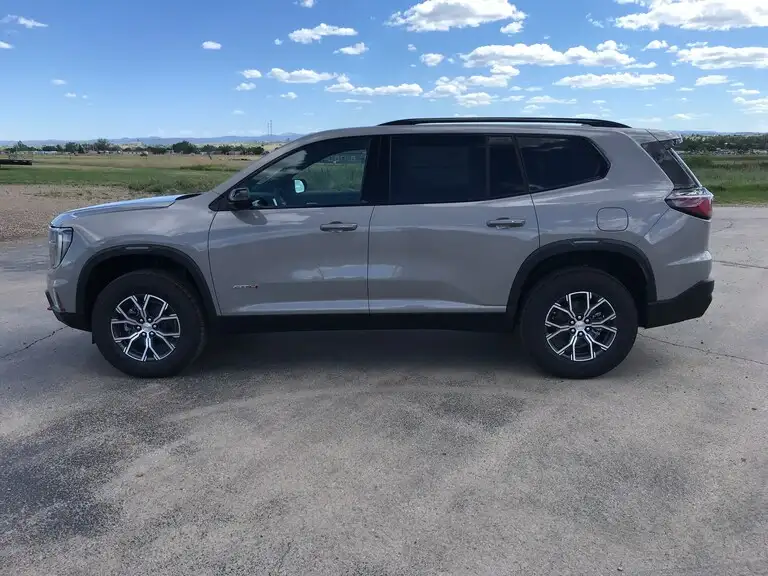 2026 GMC Acadia AT4 AWD's photo
