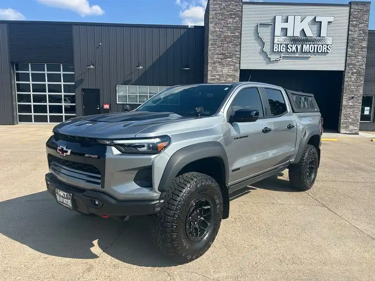 2025 Chevrolet Colorado 4WD ZR2 Crew Cab Short Box's photo