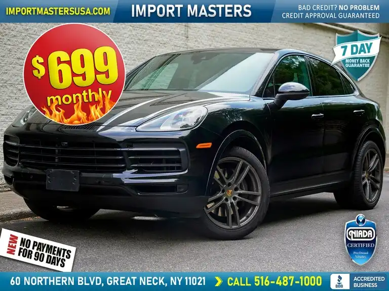 2022 Porsche Cayenne Base's photo
