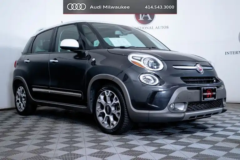 2017 FIAT 500L Trekking's photo