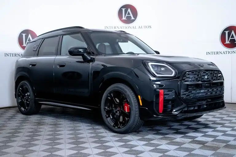 2027 MINI Countryman JCW ALL4's photo