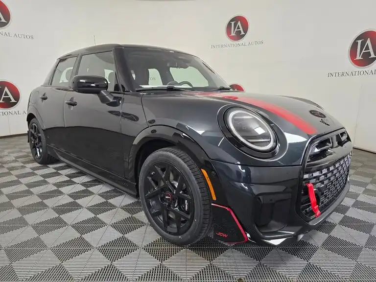 2026 MINI Hardtop Cooper S's photo