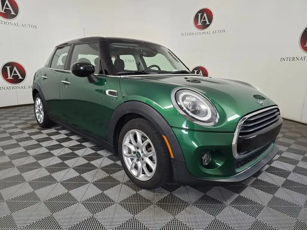 2020 MINI Hardtop undefined photo 1