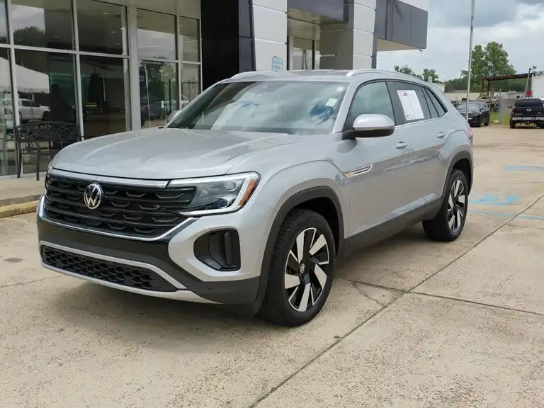 2026 Volkswagen Atlas Cross Sport 2.0T SE w/Tech 4MOTION's photo