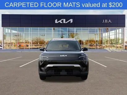 2027 Kia EV3 Wind photo 2
