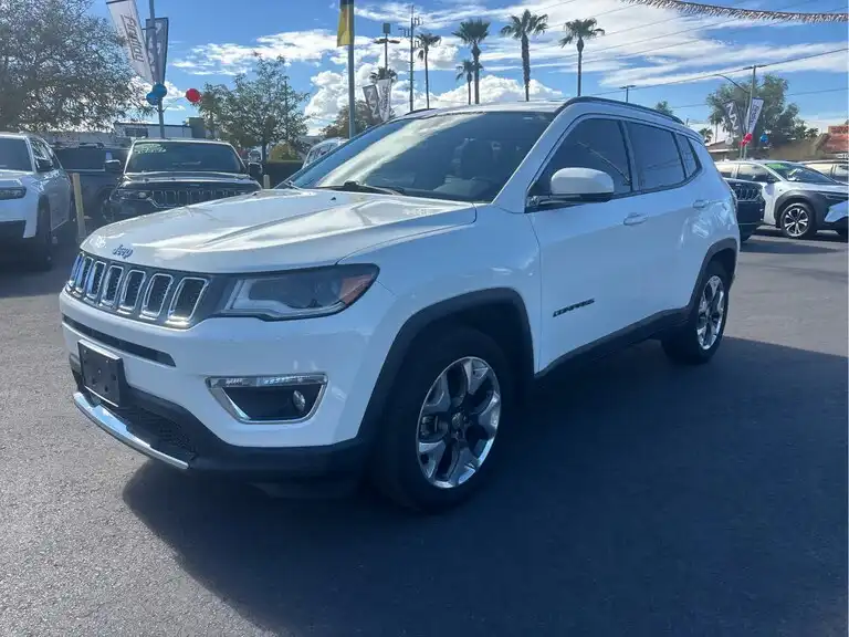 2018 Jeep Compass Limited's photo