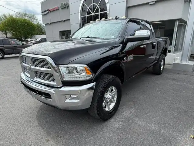 2013 RAM 2500 Laramie 4X4 Crew Cab SWB's photo