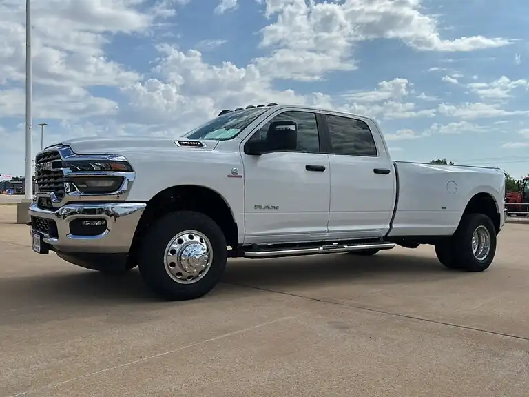 2026 RAM 3500 Big Horn 4X4 Crew Cab LWB's photo