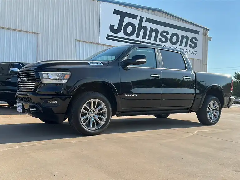 2022 RAM 1500 Laramie 4x4 Crew Cab 5'7's photo