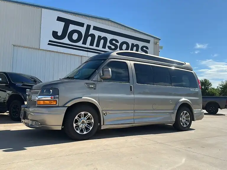 2019 Chevrolet Express 2500 Work Van HD's photo