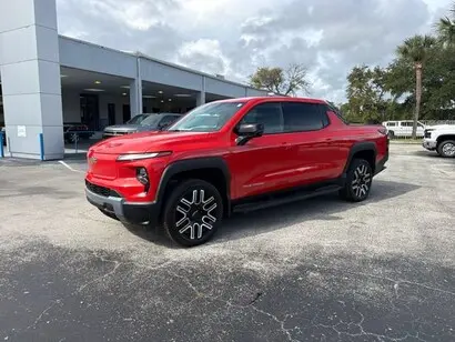2026 Chevrolet Silverado EV LT Max Range photo 2