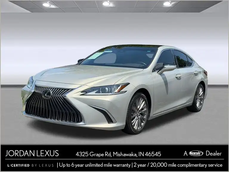 2021 Lexus ES 350 350's photo
