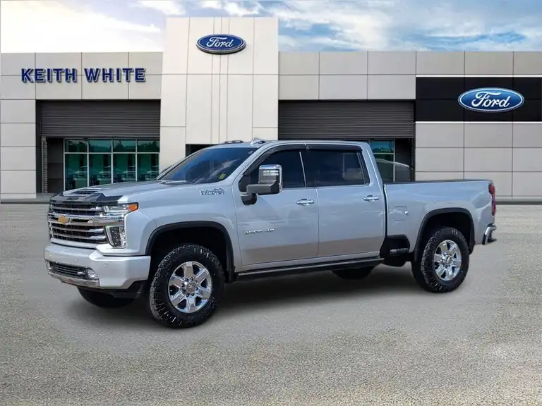 2022 Chevrolet Silverado HD High Country 4WD Crew Cab Std Box SRW's photo