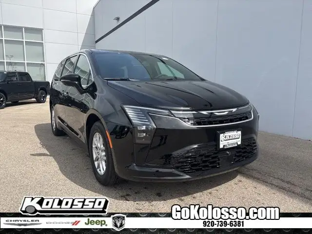 2027 Chrysler Pacifica Select photo 1