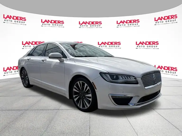 2019 Lincoln MKZ Reserve II FWD's photo