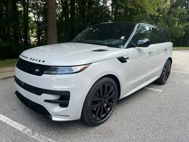 2026 Land Rover Range Rover Sport P400 MHEV Dynamic SE's photo
