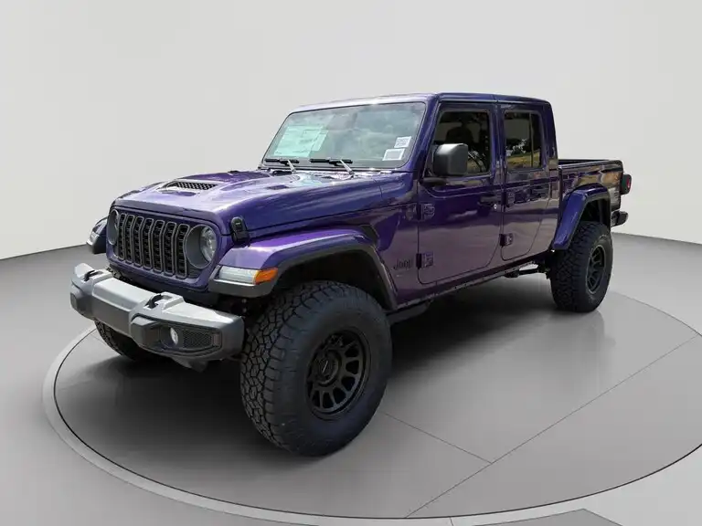 2026 Jeep Gladiator Sport S Auto's photo